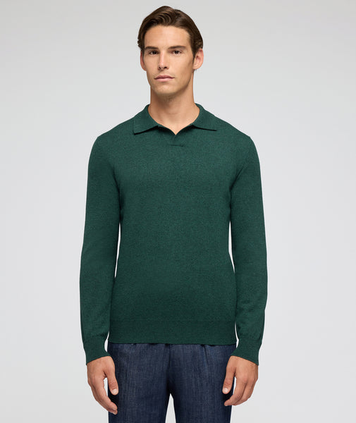 Sweater in green cashmere