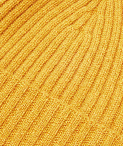Gorro en cachemira ocre